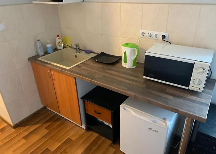 Delta 6 Two Big Beds