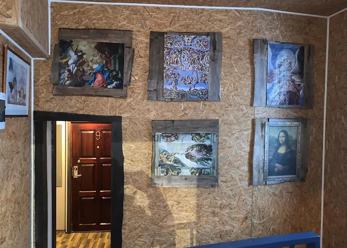 Delta 6 Two Big Beds Apartment